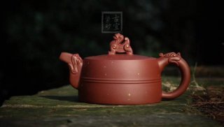 《金龍出海》宜興紫砂壺作品全手工底槽青 《金龍出海》宜興紫砂壺作品全手工底槽青