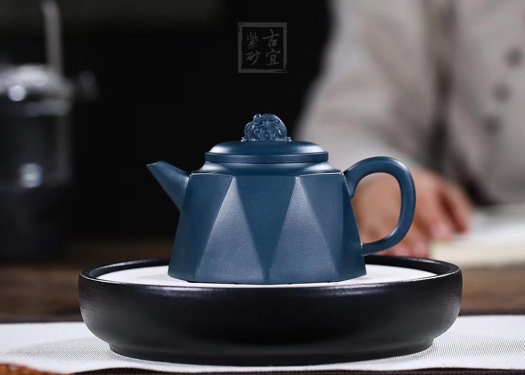 《八方來?！? style=